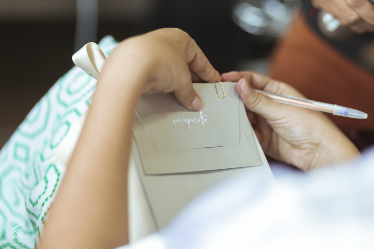 Cartão escrito a mão para noivo surpresa 