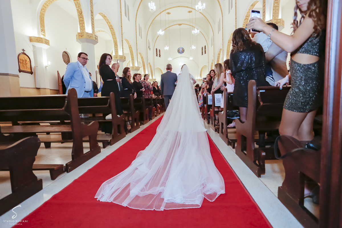 Véu de noiva grande ou mantilha o que é melhor? 