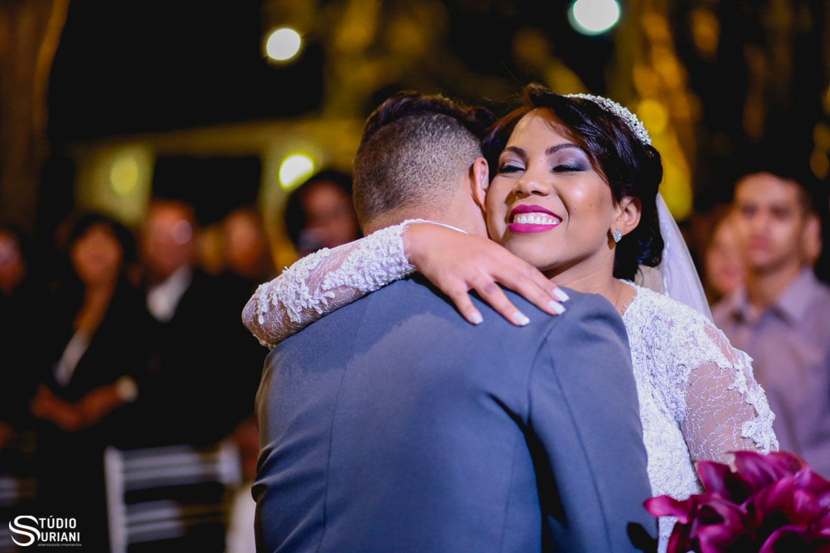 abraço da noiva