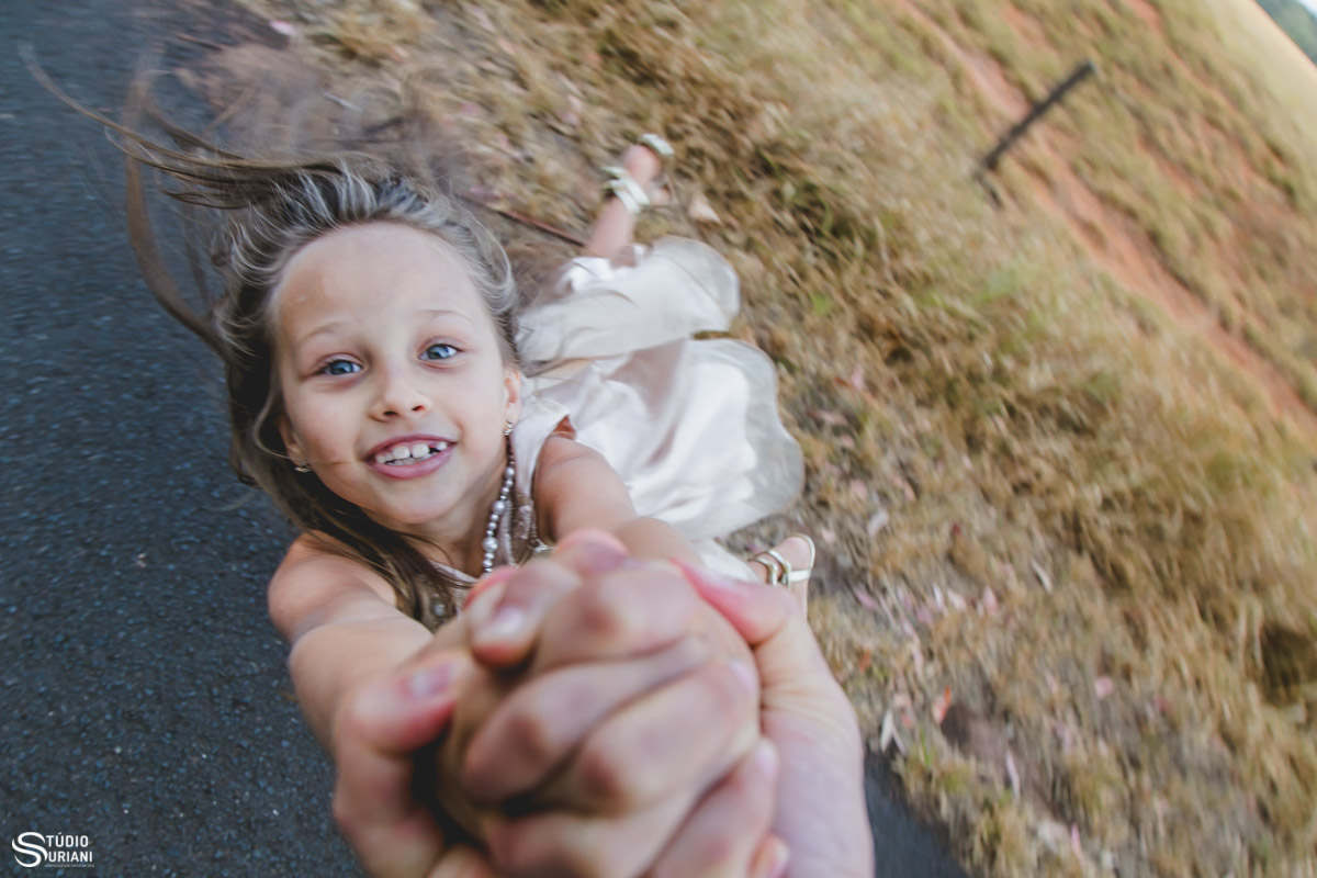fotografo descontraído com fotos criativas e maravilhosas
