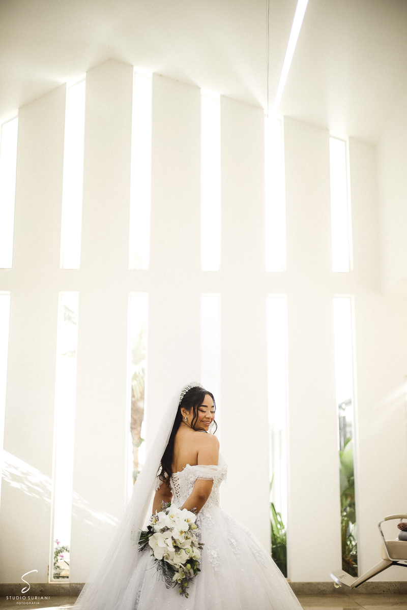 Casamento-católico-Araguari-Uberlândia-Uberaba-Monte-Alegre-Ituiutaba-Itumbiara-Prata-Centralina-Consagrado-nossa-senhora-rito-tridentino-sacramento-matrimônio-celebração-missa-Vestido-Buque-decoração-restaurante-salão-Sapato-noiva-noivo-barvearia-foto