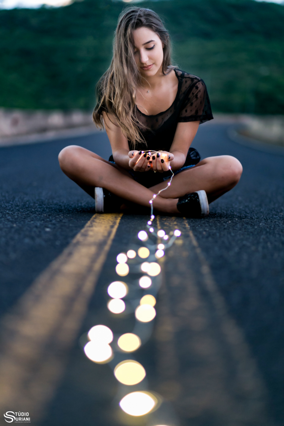 fotos com luzinhas de natas em ensaio de 15 anos 