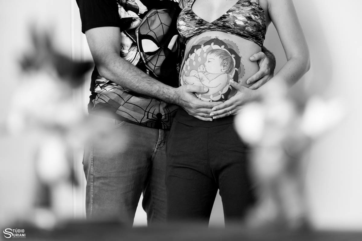 Linda foto da barriga da gestante karilene e Marcus