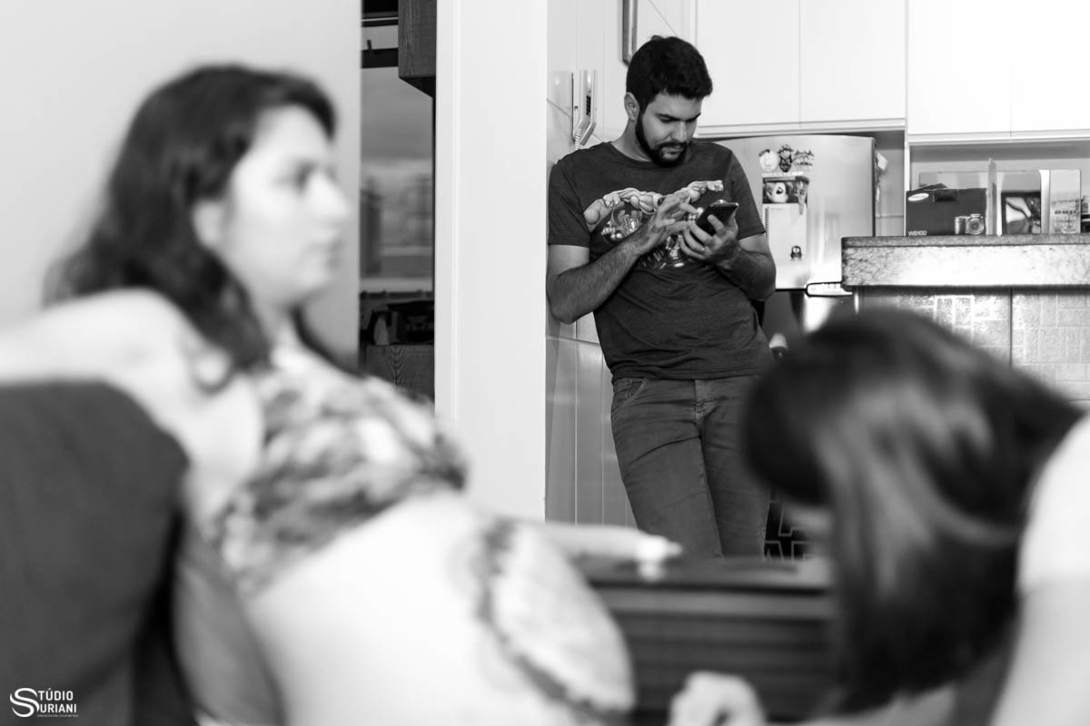 Ensaio gestante com pintura na barriga da dola