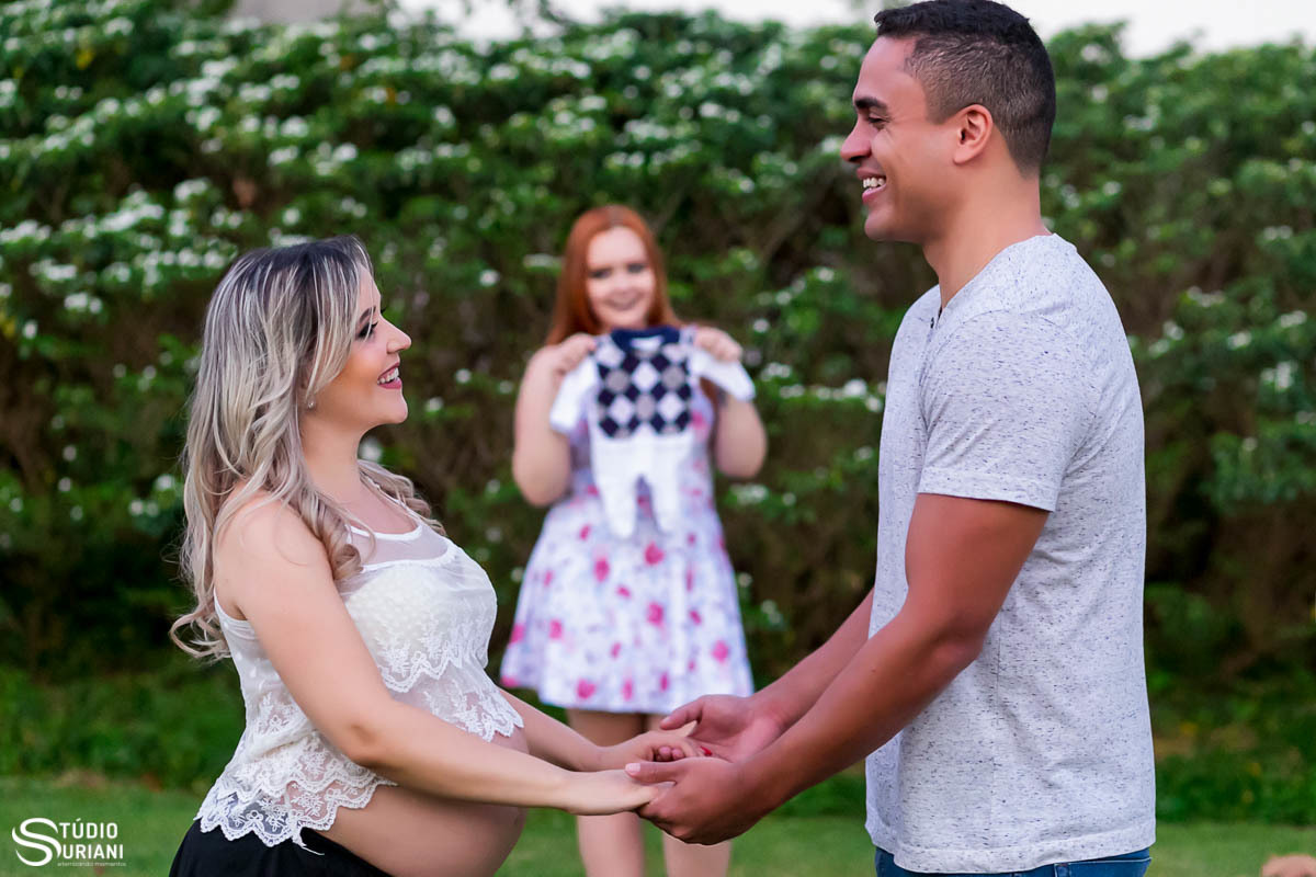 Melhores fotos de gestante de Uberlândia é com o fotógrafo Rogério Suriani e Daniela Suriani fotógrafa de parto 