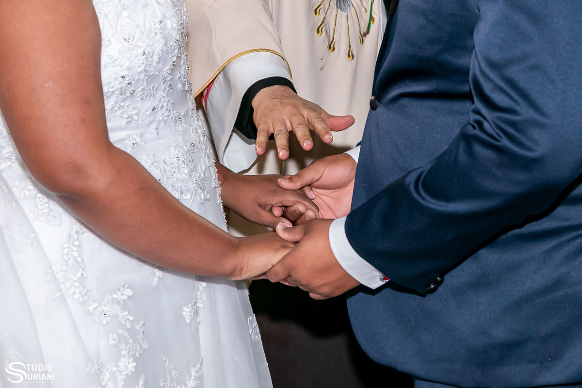 Benção matrimonial na igreja católica em Uberlândia  