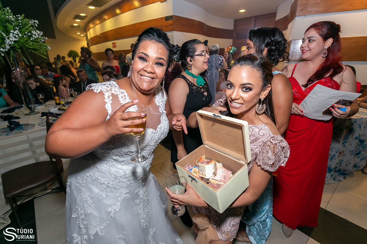 Dinheiro para gravata 