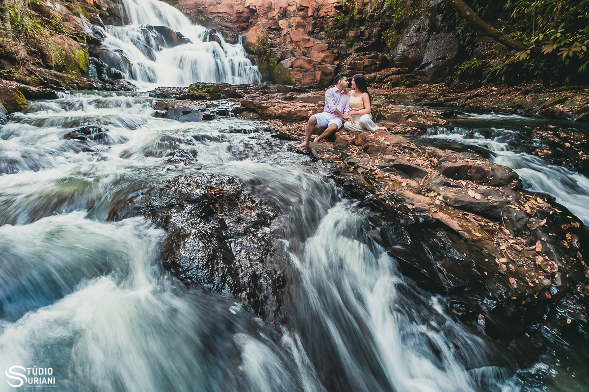 Linda foto com efeito véu de noiva em Uberlândia 