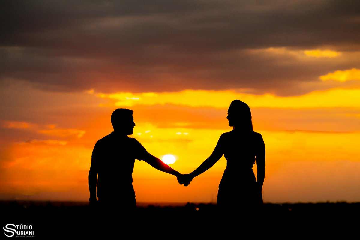 Foto no por do sol em Uberlândia feita pelo fotógrafo Rogério Suriani 