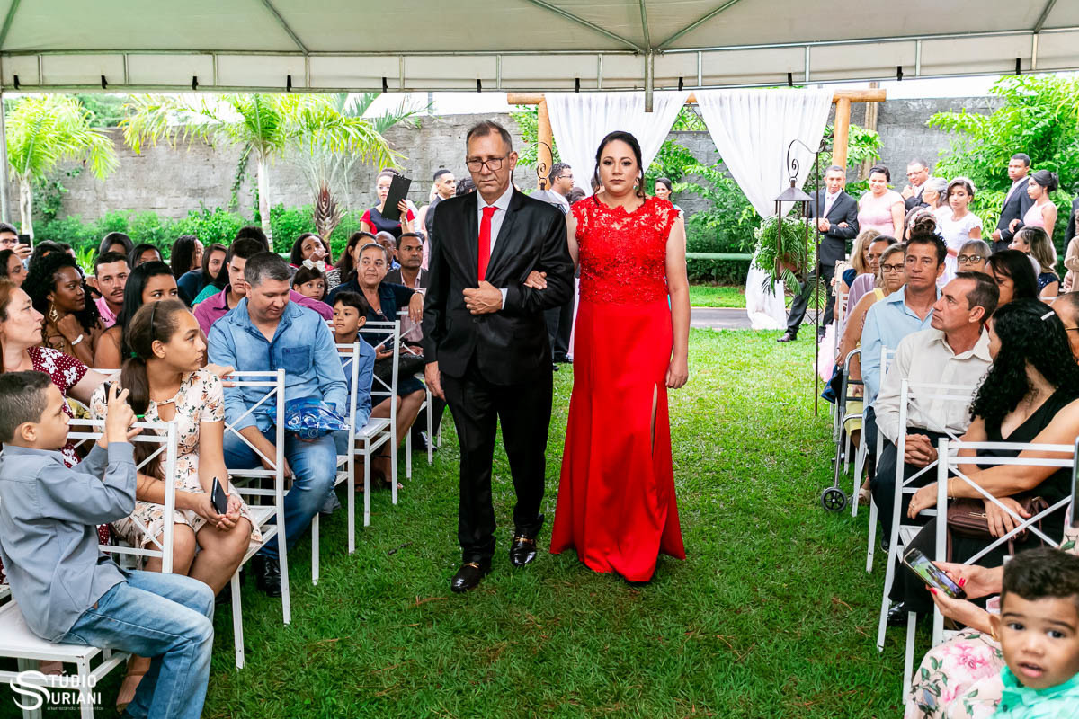 Fotógrafo de casamento em Uberlândia Criativo fotos noivo noiva e noivos engraçados aliança de wedding álbum quadro orçamento cerimonial 