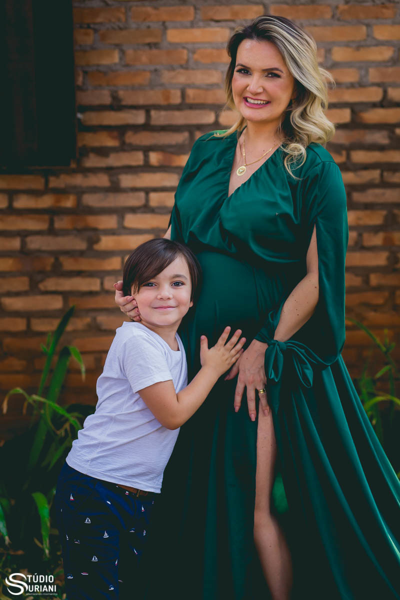 Empresária Luciana Martins do Grupo Conecta e MPrado Emcoffe Enca Encontro Nacional das Mulheres Cooperativas Top Farmers com seu filho 