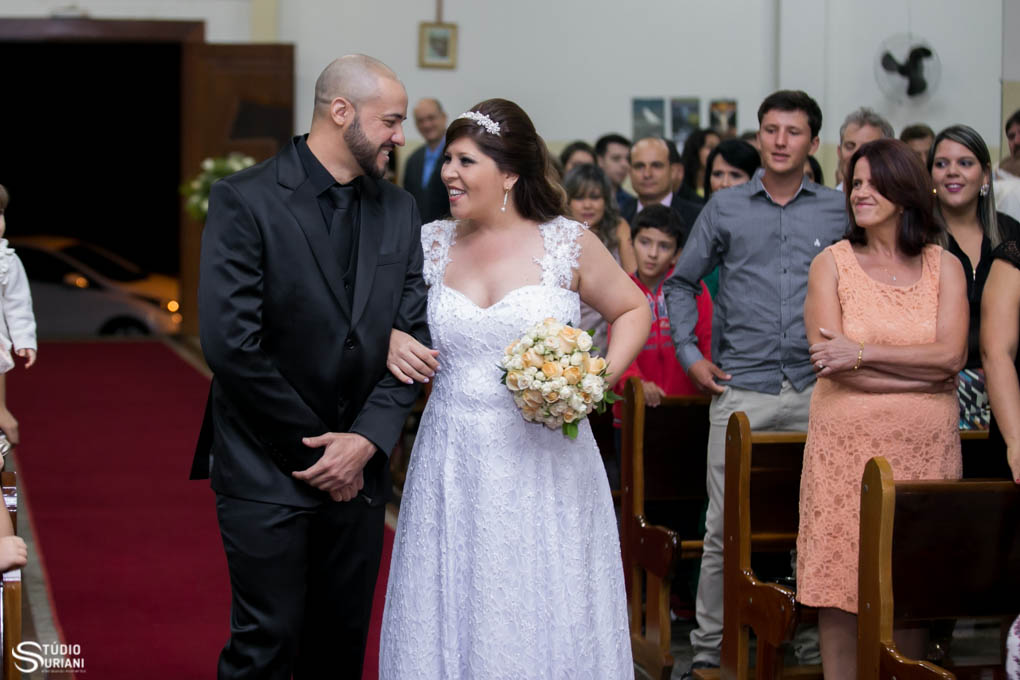 momento mais emocionante do casamento o primeiro contato dos noivos