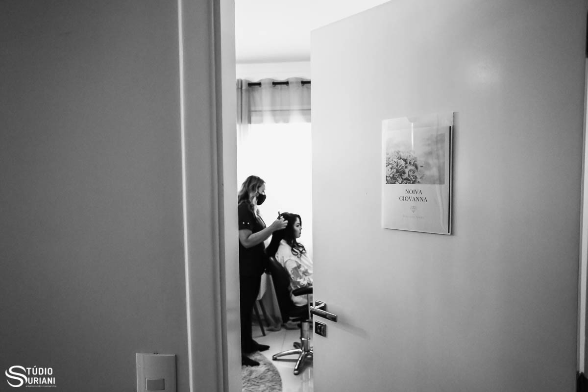 sala de noiva preparada para acolher o dia especial das noias de Uberlândia 