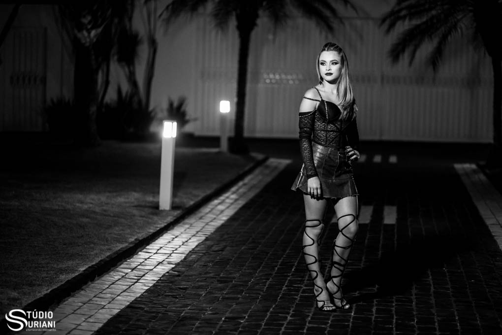 ensaio noturo com roupa ousada