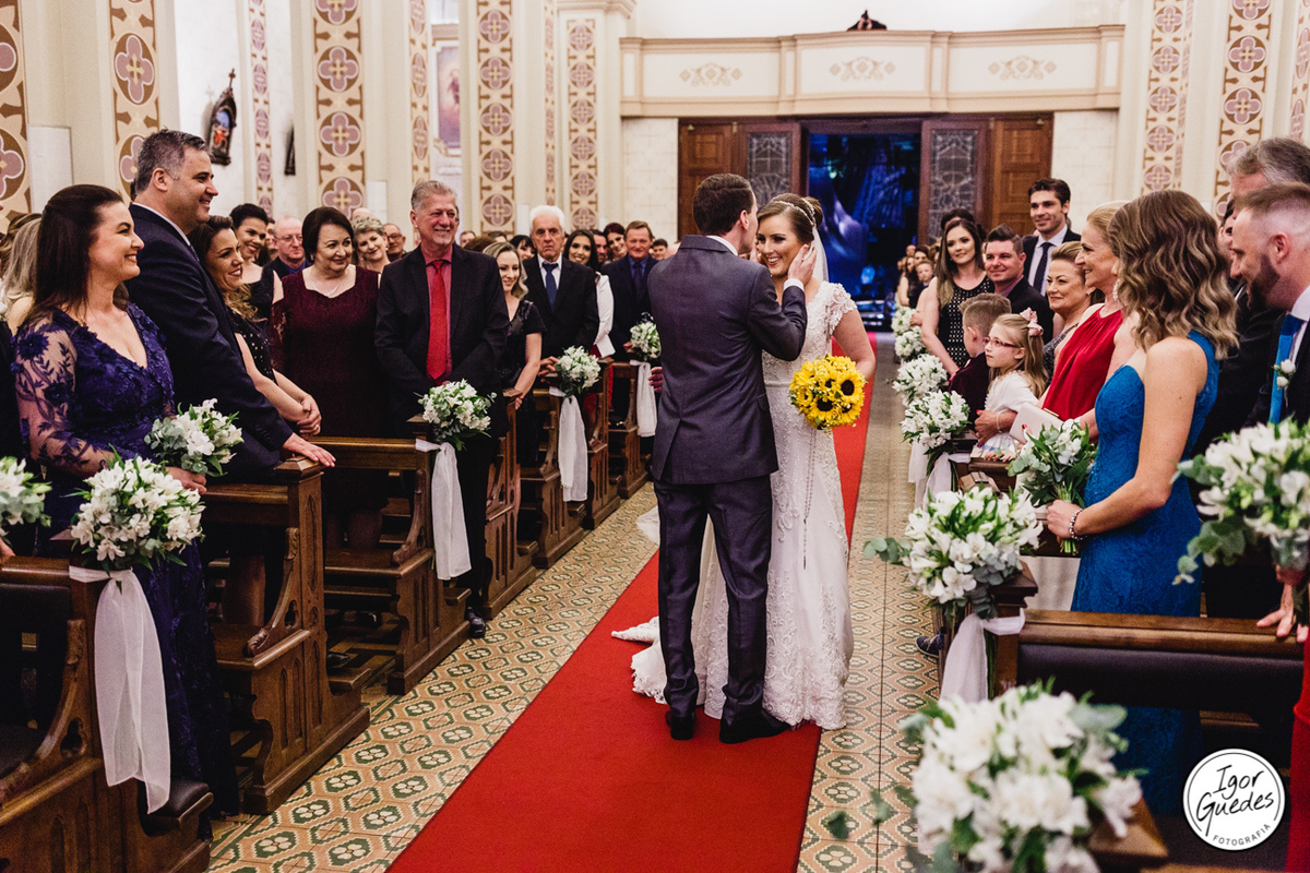 Igreja santo Antonio Bento gonçalves, elaine beleza, igor guedes fotografia, casamento na serra gaúcha, fotografo de casamento
