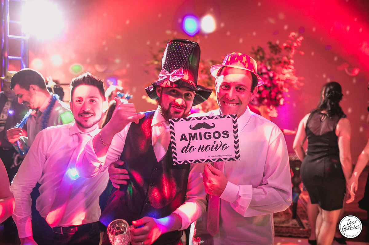 Casamento Daniele e Tiago, em Garibaldi, serra gaúcha. Fotografia realizada por Igor Guedes e equipe. A cerimonia foi realizada na igreja matriz Sao Pedro, e o ensaio na ruas da linda garibaldi.