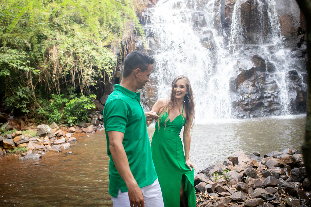 casal na Cachoeira São José 