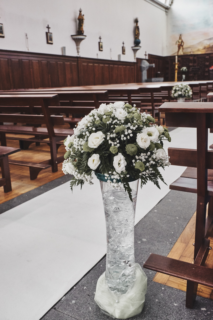 decoração da igreja, flores, flores lindas
