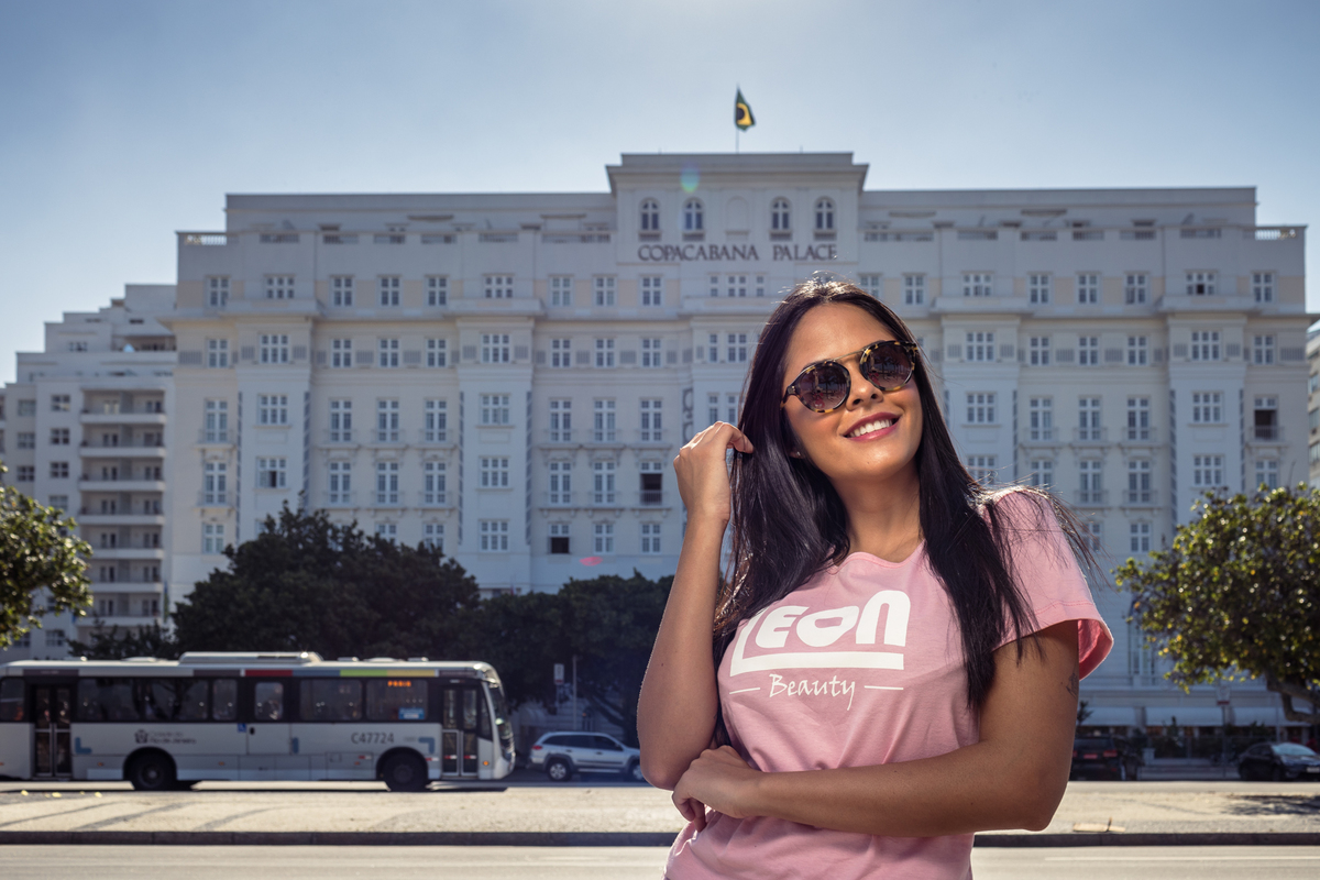 fotografia de moda no copacabana palace rio de janeiro rj para catalogo de moda lookbook conceitual ensaio pelo fotógrafo da cofy film paulo henrique lima