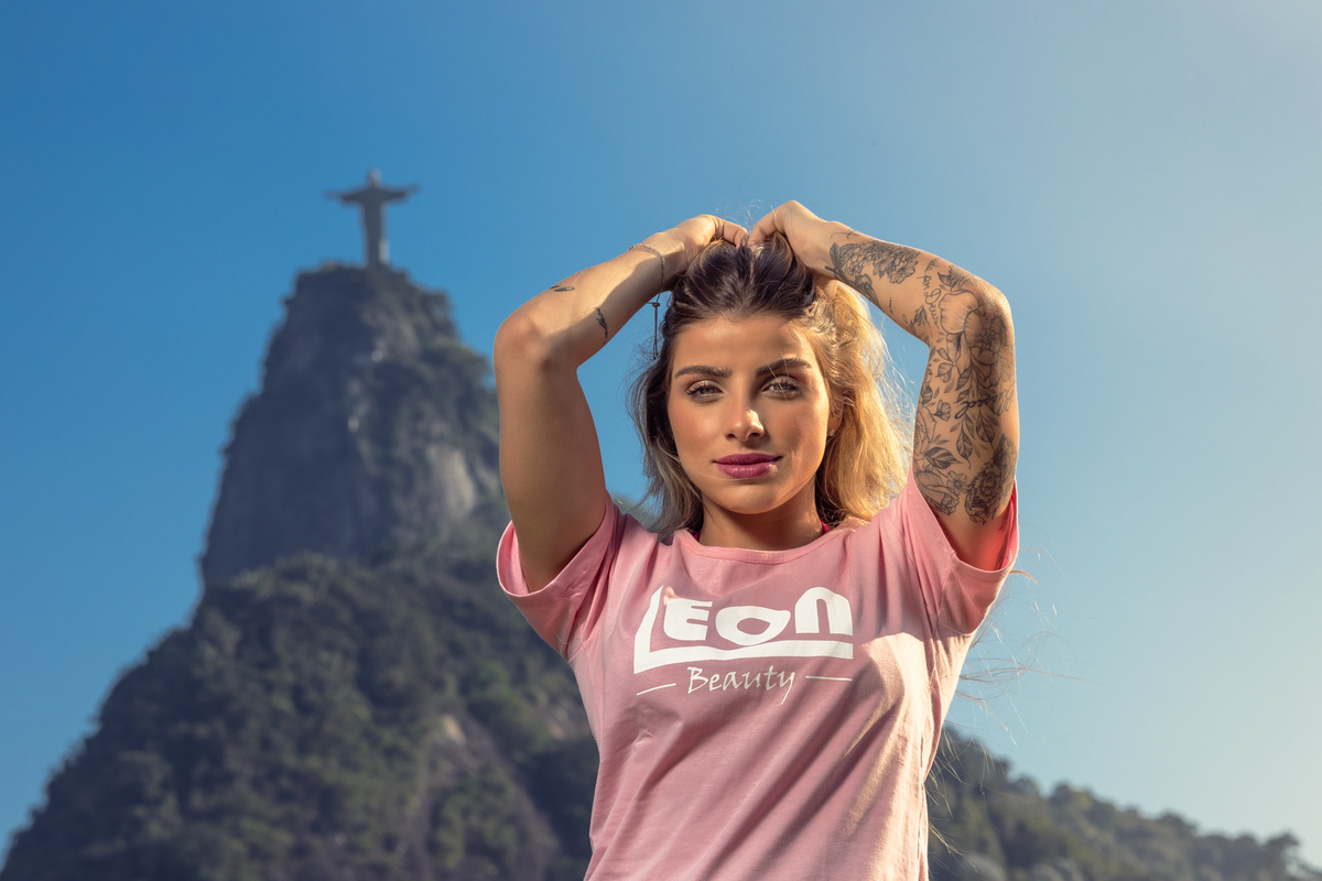 fotografia de moda no rio de janeiro rj com o cristo redentor