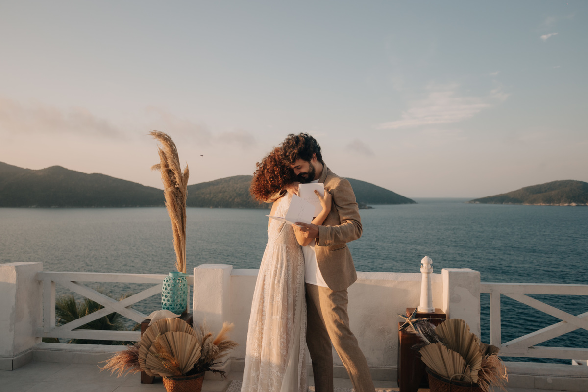 denise-jonatas-elopement-casamento-casa-mykonos-arraial-do-cabo-buzios-cabo-frio-rio-das-ostras-destination-weeding-casa-grega-pontal-do-atalaia-casar-em
