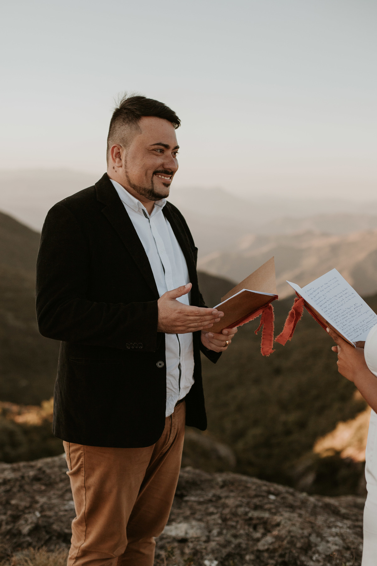 elopement  na montanha pico das agulhas negras itatiaia