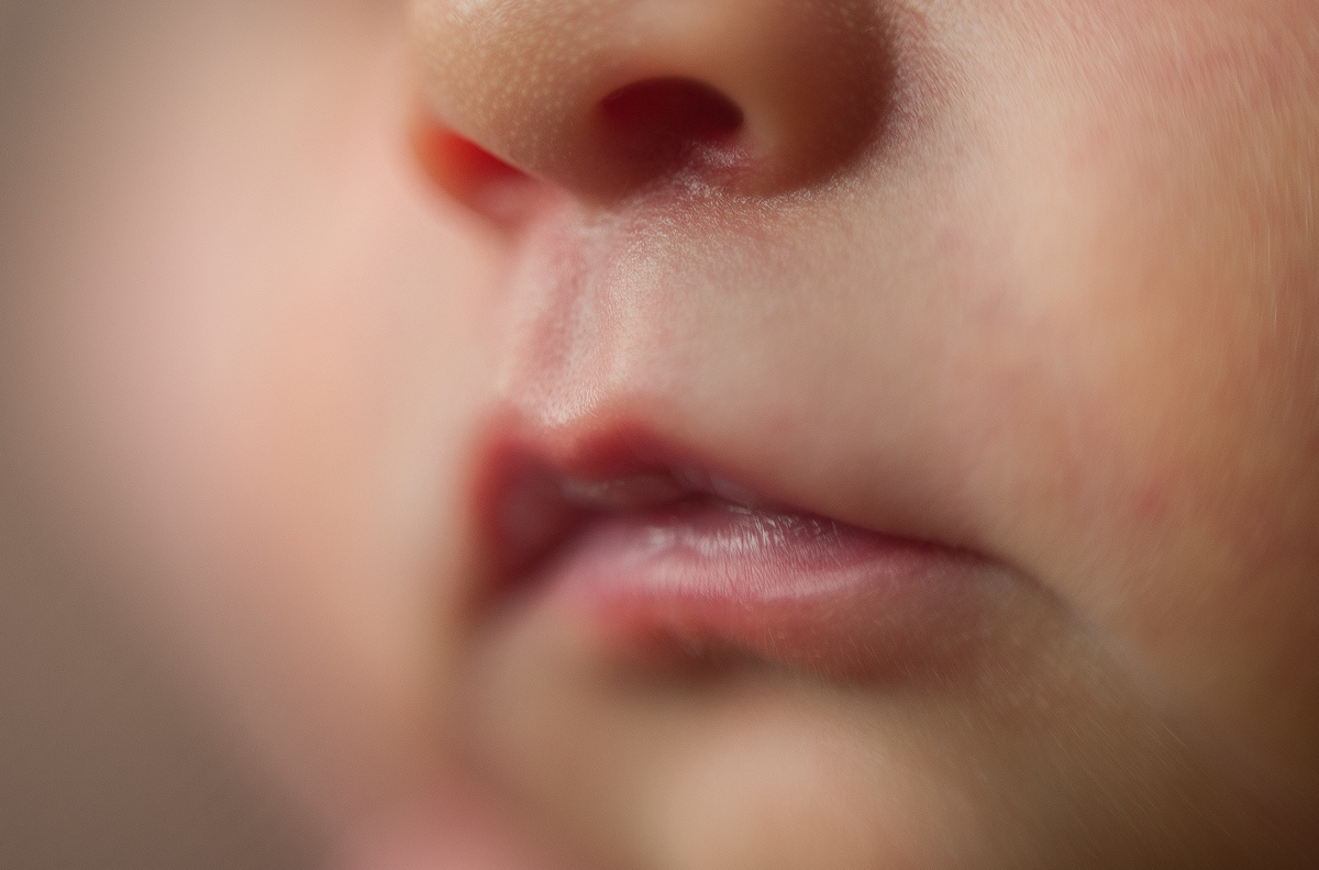 Detalhes da boquinha da Melissa em seu ensaio newborn 13 - João e Marina Fotografia