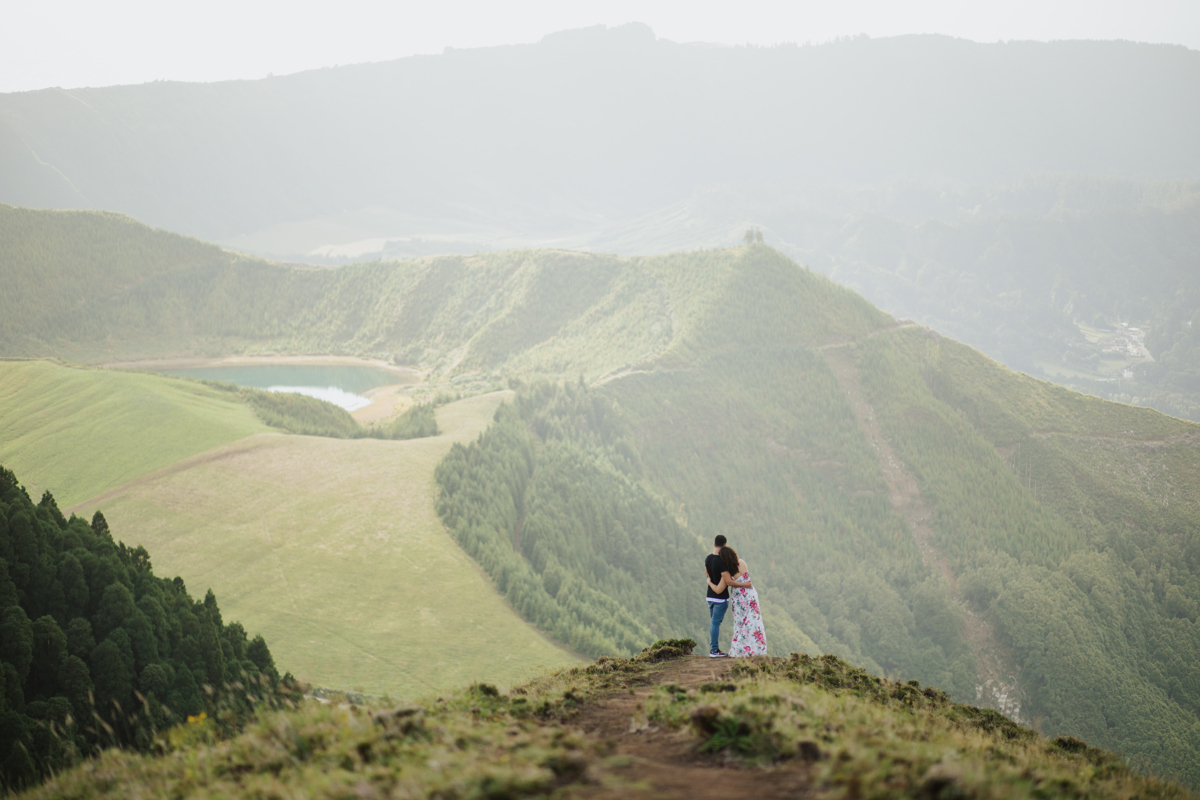 grota do inferno namorados açores