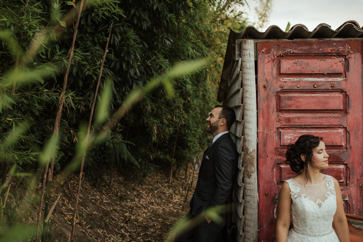 noivos na casinha de madeira nos açores