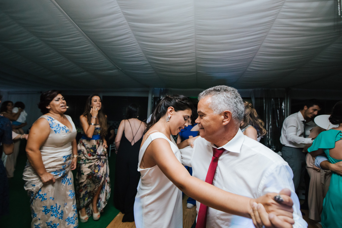 dançando no casamento 