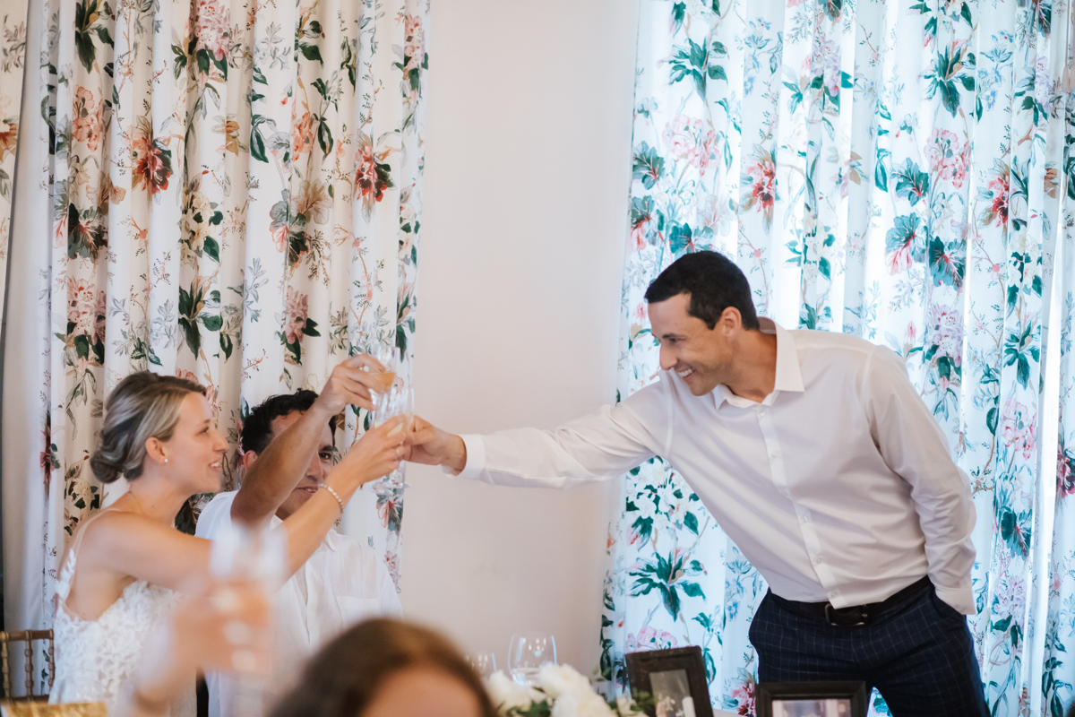 brindando com os noivos em são miguel açores