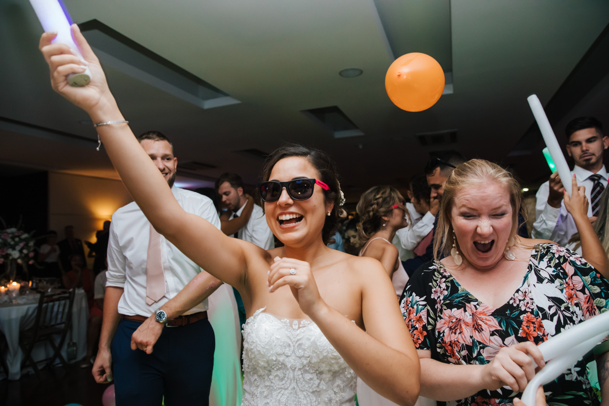 muita diversão e animação no casamento 