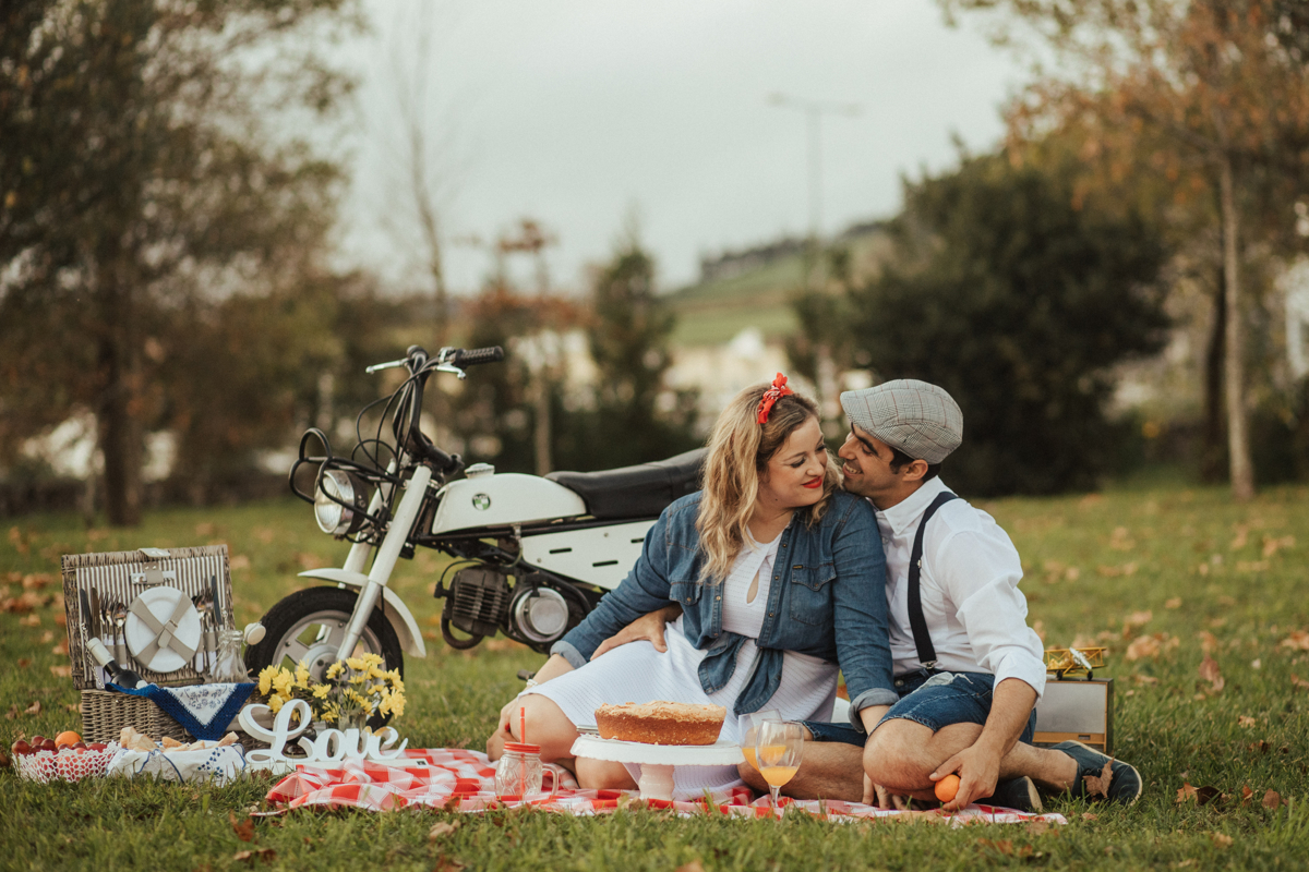 namorando em estilo vintage 